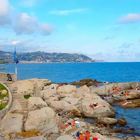 Villetta In Villa Bordighera